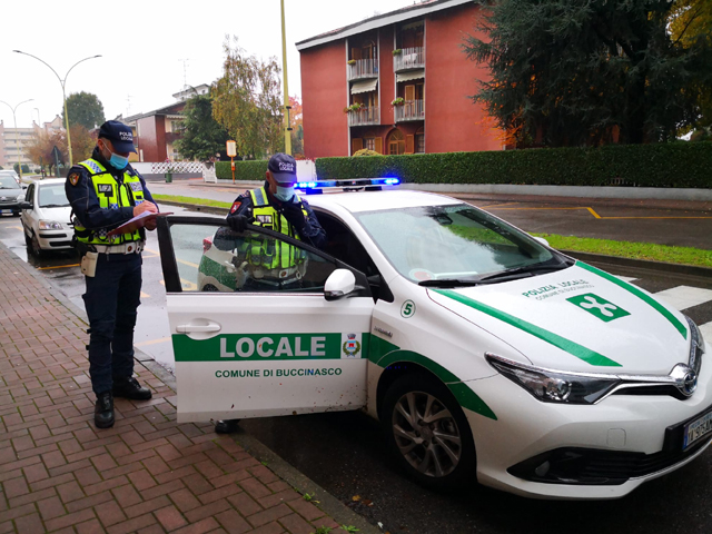 Insulti al Comune MA a Buccinasco le regole si rispettano