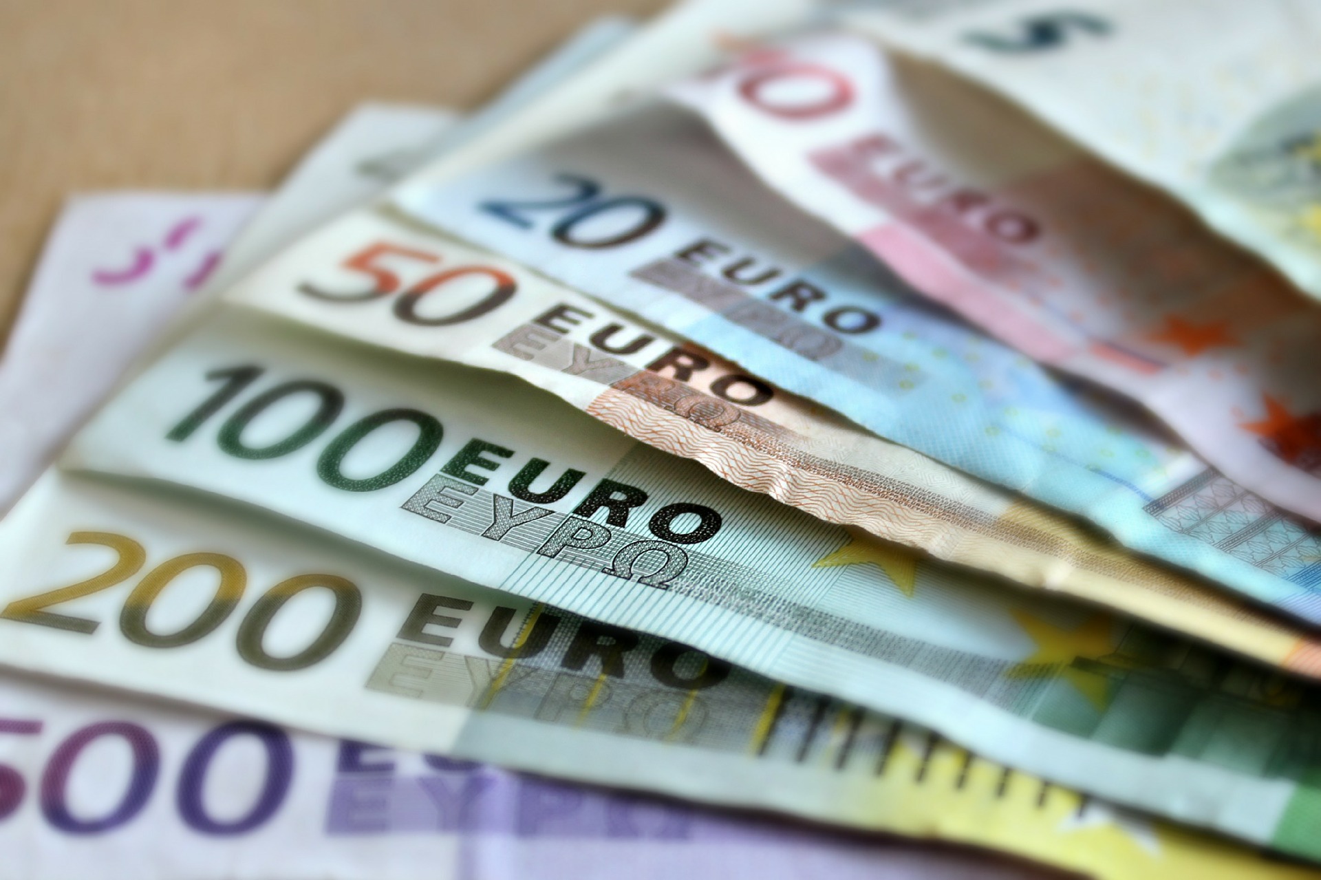 Debito fuori bilancio, il sindaco paghiamo errori altrui 