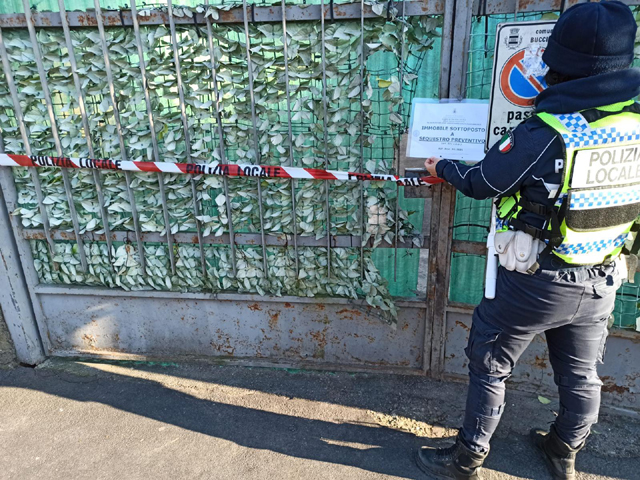 Buccinasco, scoperta discarica abusiva in via Volturno